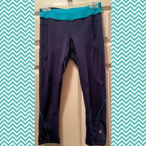 Lululemon size 6 Capri pants
